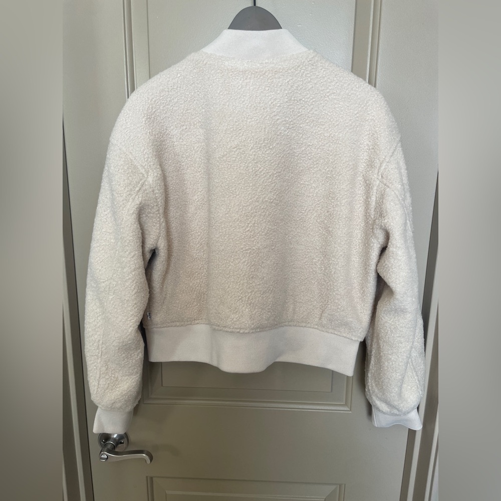 LEVI’S CROPPED VARSITY BOMBER JACKET - Picture 5 of 10
